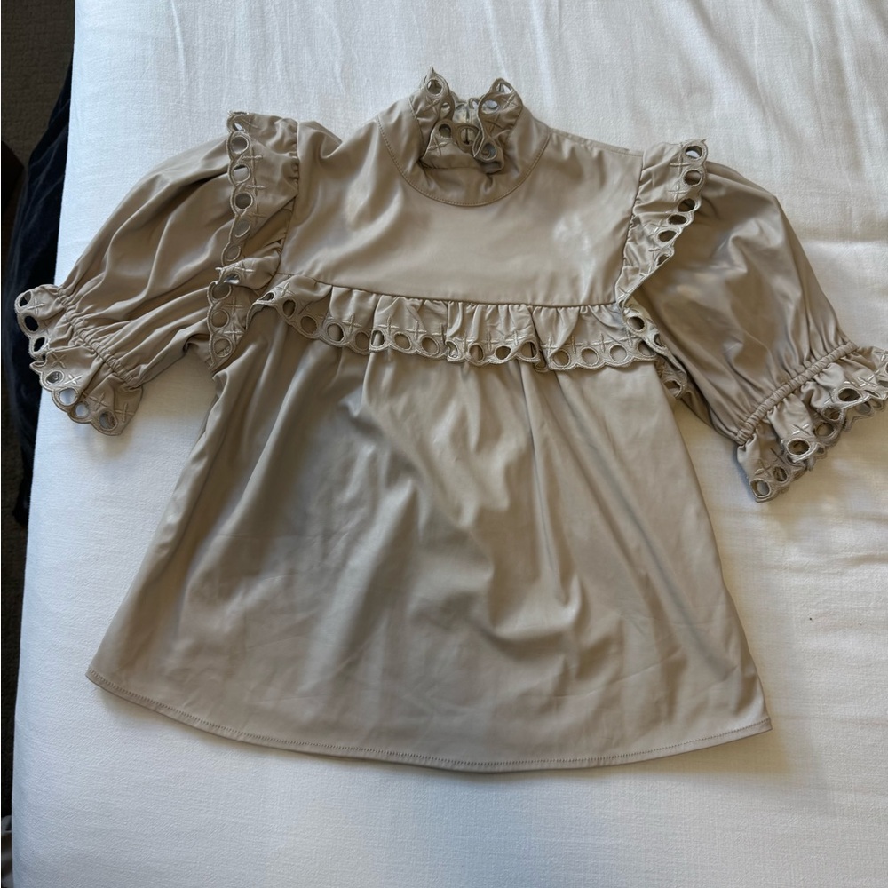 Elegant Tan Ruffled Women's Set